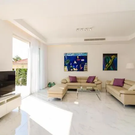 Orlando - Five Bedroom With Swimming Pool And Sea View