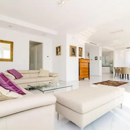 Villa Orlando - Five Bedroom With Swimming Pool And Sea View *