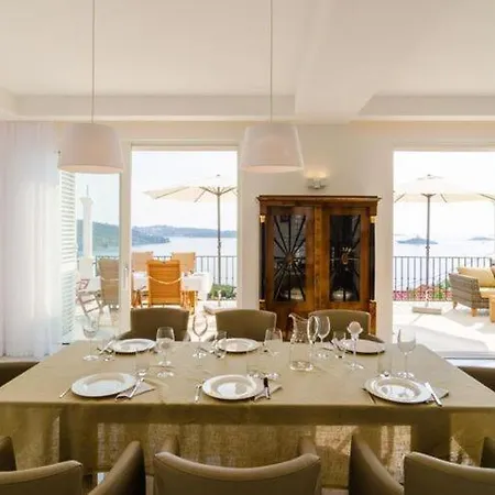 Orlando - Five Bedroom With Swimming Pool And Sea View * Mlini