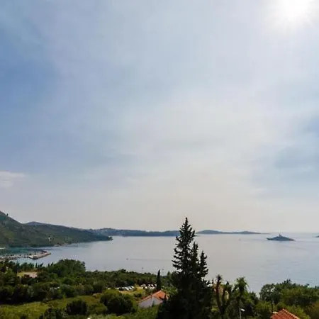 Villa Orlando - Five Bedroom With Swimming Pool And Sea View Mlini